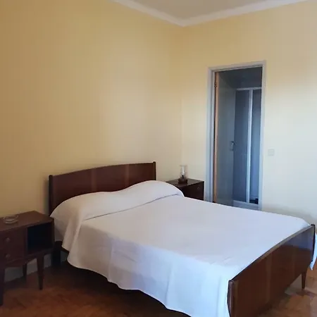 Casa Maria Ii * Nazaré